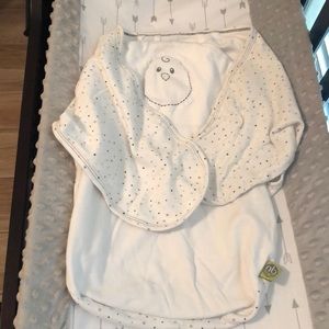 Nested bean swaddle